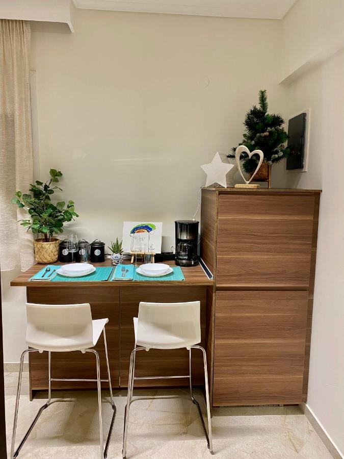 Apartamento Ag.Sofias Pedestrian Area Luxury Ap. & Big Balcony Tesalónica Exterior foto