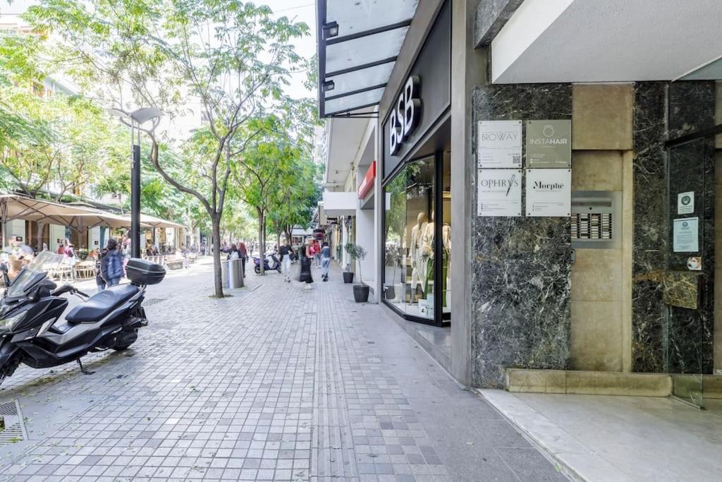 Apartamento Ag.Sofias Pedestrian Area Luxury Ap. & Big Balcony Tesalónica Exterior foto